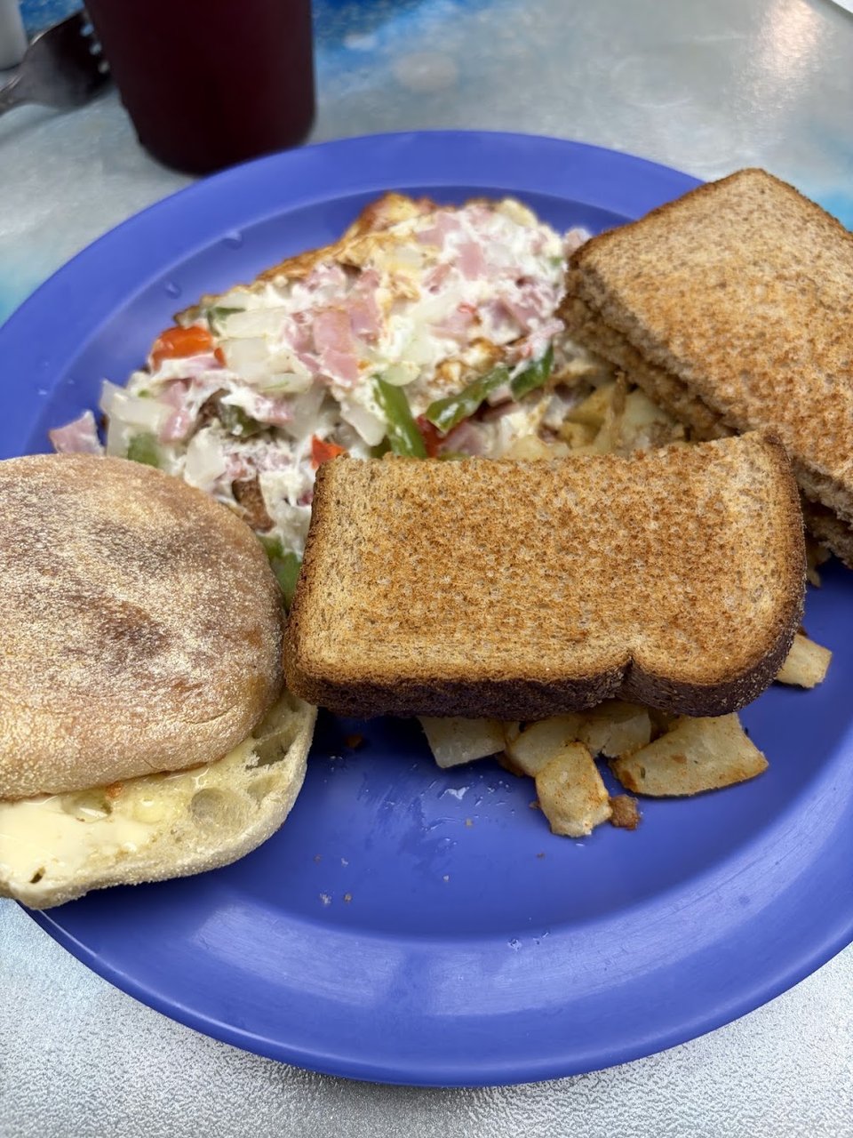 Ham Omelet with Wheat Toast