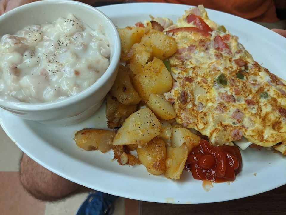 Ziffy Omelette with Sausage Gravy